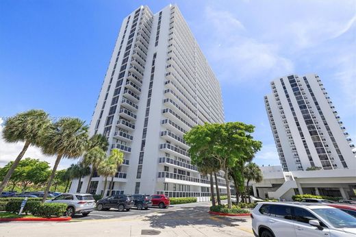 Residential complexes in Aventura, Miami-Dade
