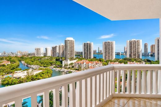 Residential complexes in Aventura, Miami-Dade