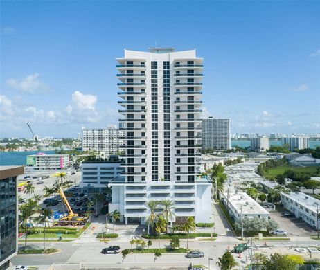 Κτίριο σε North Bay Village, Miami-Dade County