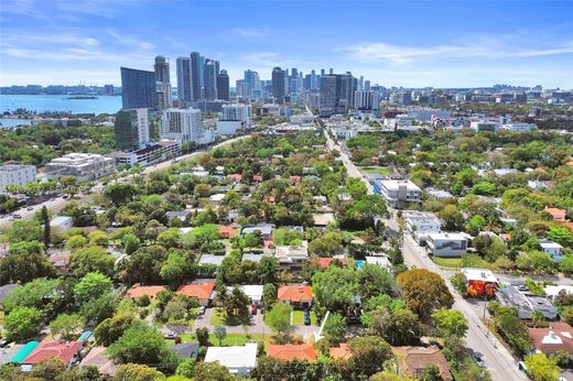 Villa - Miami, Miami-Dade County