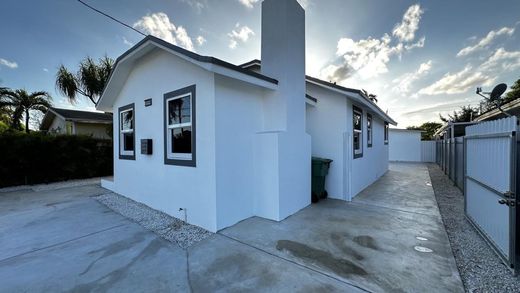 ﻓﻴﻼ ﻓﻲ ميامي، فلوريدا, Miami-Dade County