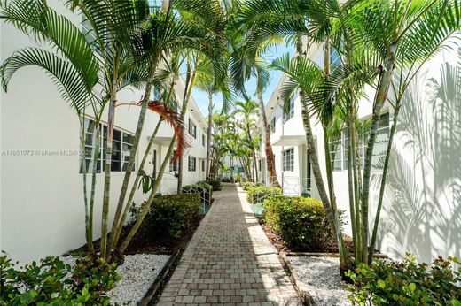 Complesso residenziale a Miami Beach, Miami-Dade County