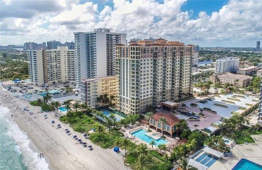 Kamienica w Hallandale Beach, Broward County
