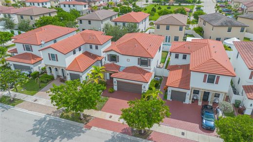 Villa a Hialeah, Miami-Dade County