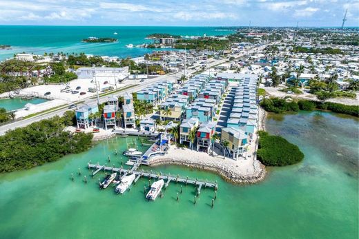 Villa in Marathon, Monroe County