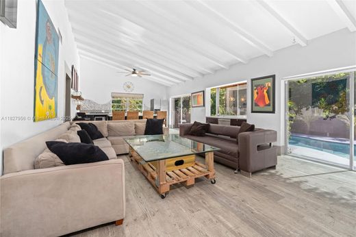 Villa Miami, Miami-Dade County