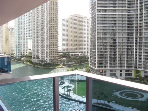 Complesso residenziale a Miami, Miami-Dade County