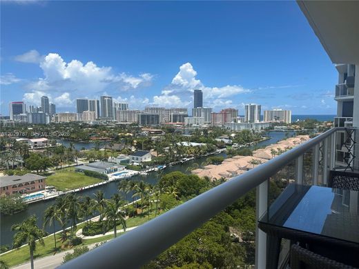 Complexes résidentiels à Aventura, Comté de Miami-Dade
