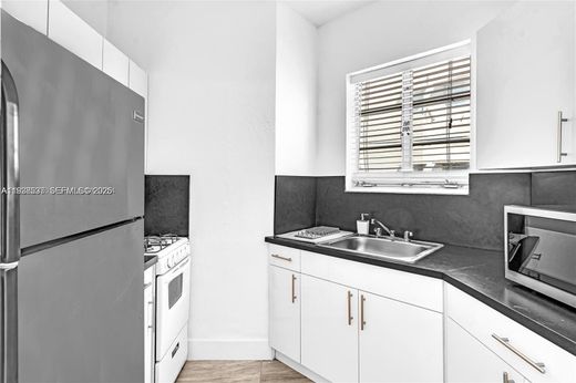 Kamienica w Miami Beach, Miami-Dade County