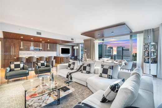Residential complexes in Miami, Miami-Dade