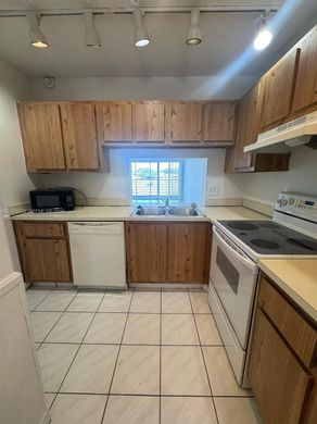 Residential complexes in Tamarac, Broward County