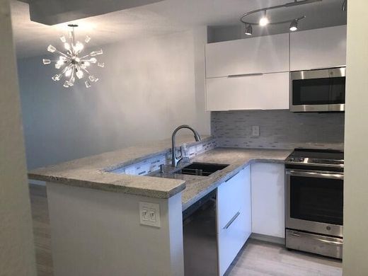 Residential complexes in Hallandale, Broward County