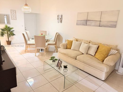 Residential complexes in Miami, Miami-Dade