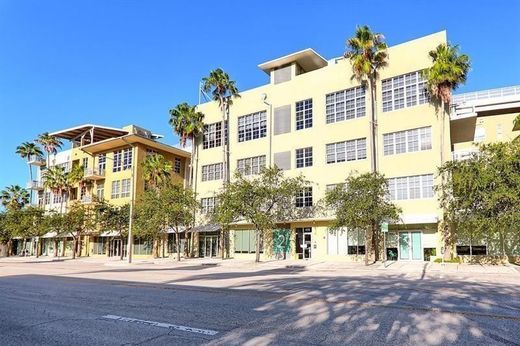 フォートローダーデール, Broward Countyのアパートメント・コンプレックス