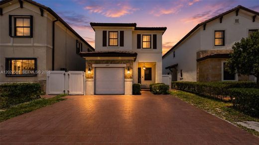 Villa en Hialeah, Miami-Dade County