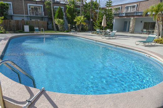Residential complexes in Miami, Miami-Dade