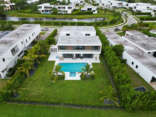 Villa in Weston, Broward County