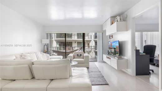 Residential complexes in Fort Lauderdale, Broward County