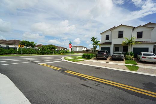 Townhouse in Miami, Miami-Dade