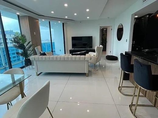 Edificio en North Bay Village, Miami-Dade County