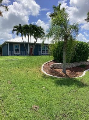 Villa in Cape Coral, Lee County