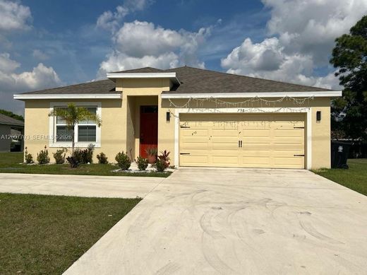 Villa in Port Saint Lucie, Saint Lucie County
