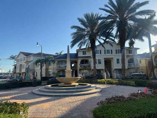 Residential complexes in Miami Terrace Mobile Home, Miami-Dade