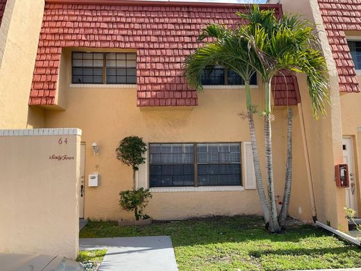 Townhouse in Tamarac, Broward County