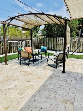 Villa in Pompano Beach, Broward County