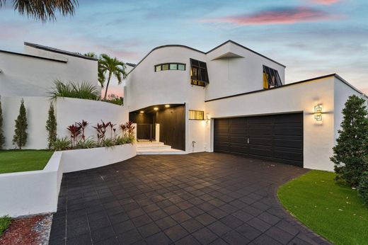 Villa in Pompano Beach, Broward County