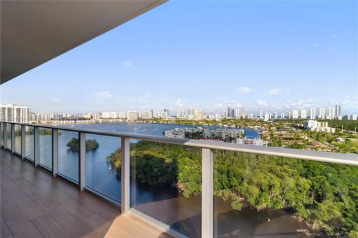 Wohnkomplexe in North Miami Beach, Miami-Dade County