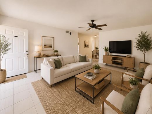 Residential complexes in Cutler Bay, Miami-Dade