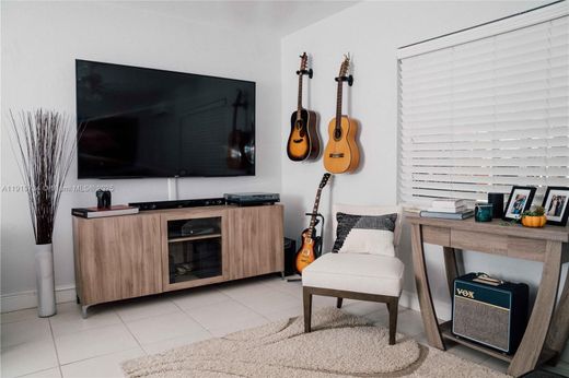 Appartementencomplex in South Miami, Miami-Dade County