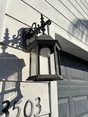 تاون هاوس ﻓﻲ Lauderhill, Broward County