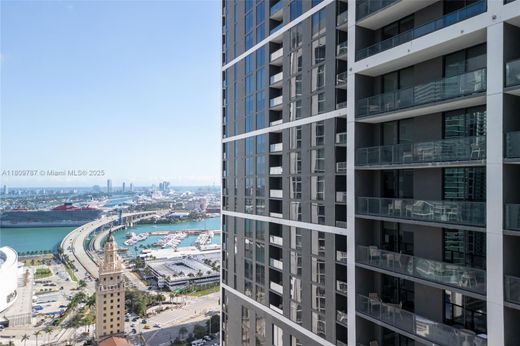 Komplex apartman Miami, Miami-Dade County
