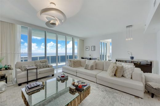 Residential complexes in Sunny Isles Beach, Miami-Dade