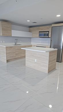 Κτίριο σε North Miami Beach, Miami-Dade County