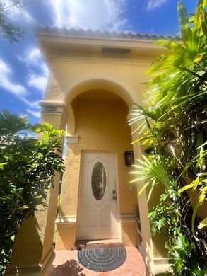 Villa in Weston, Broward County