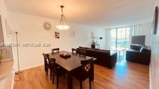 Kamienica w Sunny Isles Beach, Miami-Dade County