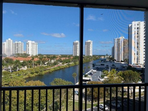 Residential complexes in Aventura, Miami-Dade