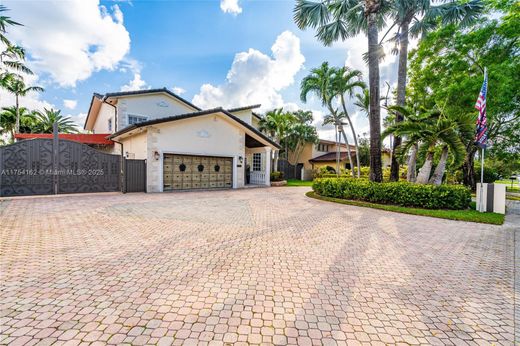 Villa in Hialeah Gardens, Miami-Dade