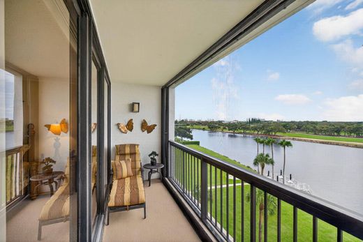 Residential complexes in North Palm Beach, Palm Beach