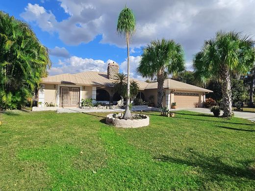 Villa in Okeechobee, Okeechobee County