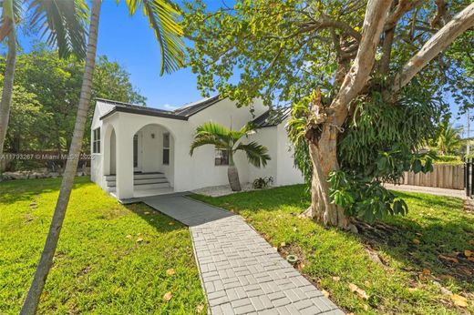 ﻓﻴﻼ ﻓﻲ ميامي، فلوريدا, Miami-Dade County