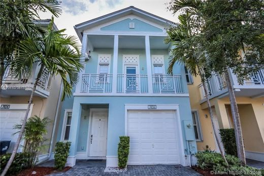 Townhouse in Doral, Miami-Dade