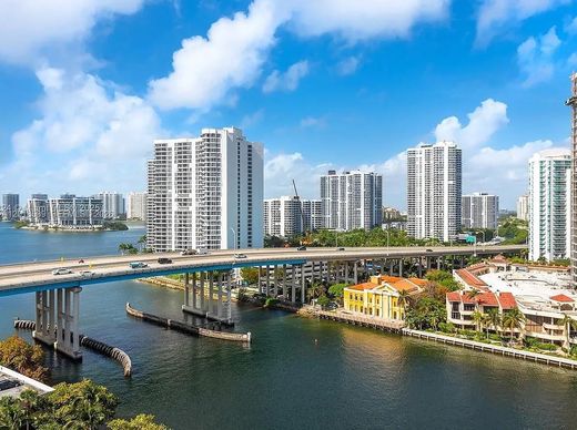 Residential complexes in Sunny Isles Beach, Miami-Dade