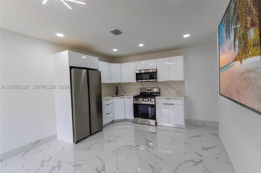 Villa in West Park, Broward County