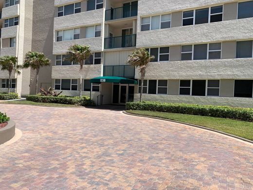 Wohnkomplexe in Hillsboro Beach, Broward County