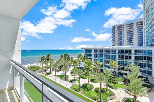 Complexes résidentiels à Miami Beach, Comté de Miami-Dade