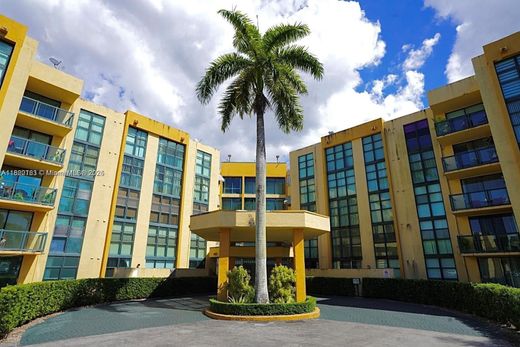 Residential complexes in Miami, Miami-Dade
